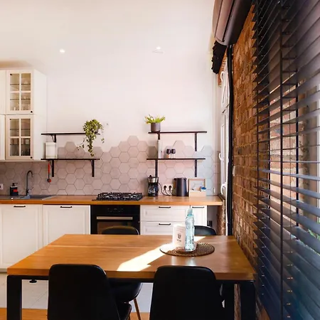 W&w Smart Loft Апартаменты